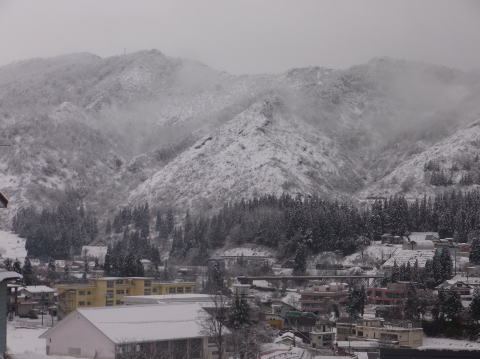 �������i2